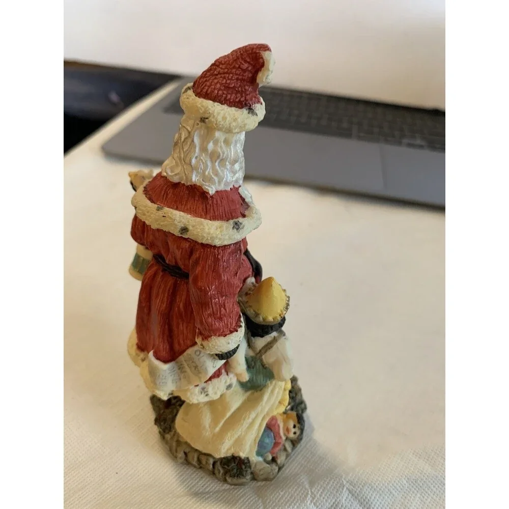VTG The International Santa Claus Collection Jultomar Finland 1993 Figurine